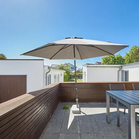 Pier 12, 3 Apartman